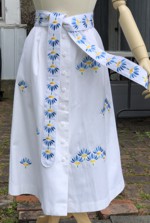 Summer Skirt Makeover and Embroidered  Sash/Waistband